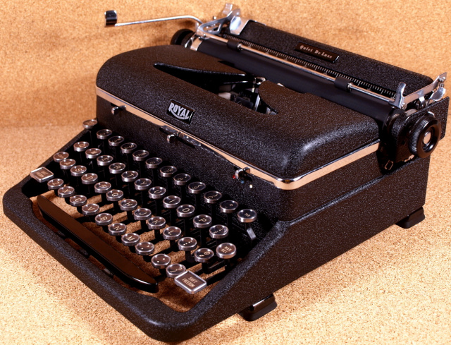 Vintage Typewriters at The Vintage Typewriter Shoppe!